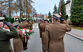 Żołnierze z Warmii i Mazur oddali hołd swoim kolegom zabitym i rannym podczas misji poza granicami kraju